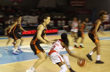 Olivia Epoupa