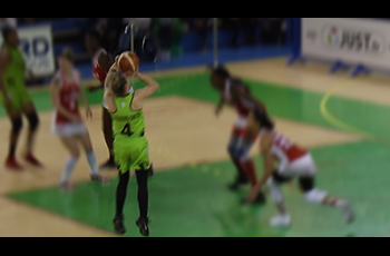 Festival de Joyce Cousseins-Smith en 2e mi-temps dans le match Hainaut-Lyon (71-66)