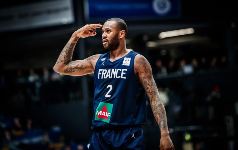 amath-mbaye-finlande-france-qualification-mondial-2019
