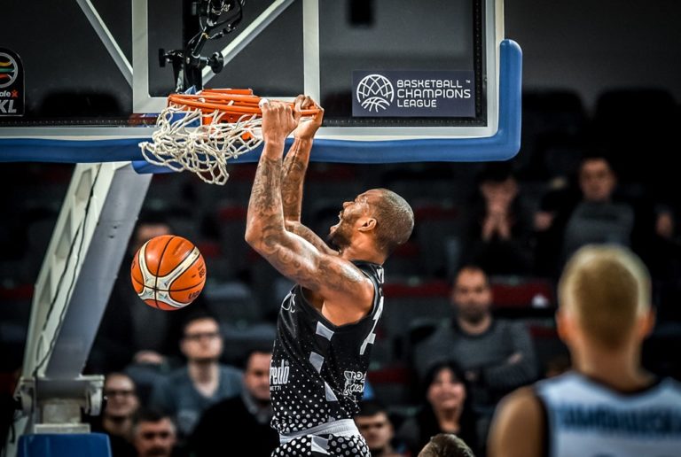amath-mbaye-neptunas-bologne-champions-league-18-19