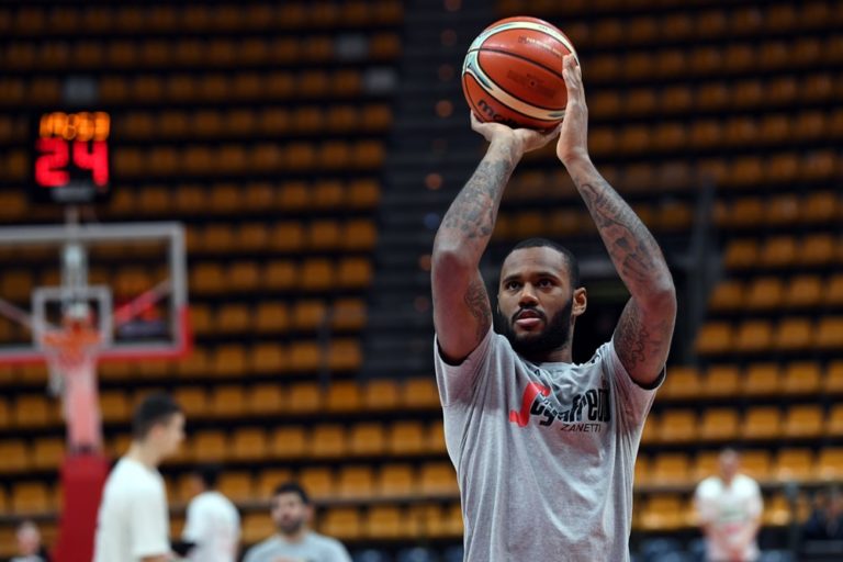 amath-mbaye-virtus-bologne-19