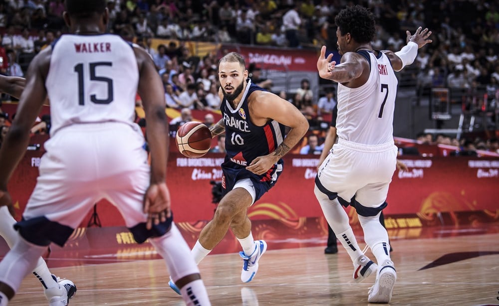 La tactique au basketball : stratégies ciblées pour l'attaque & la défense