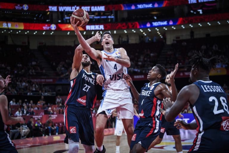 luis scola