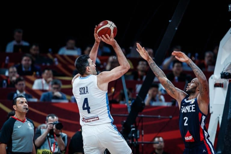 luis scola