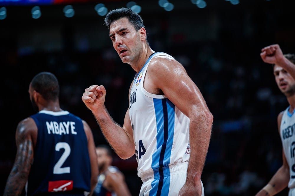 luis scola