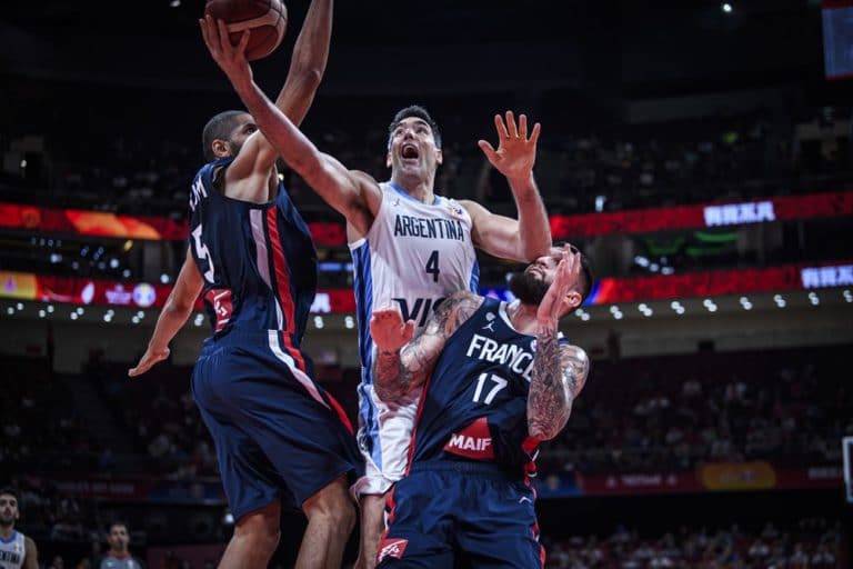 luis scola