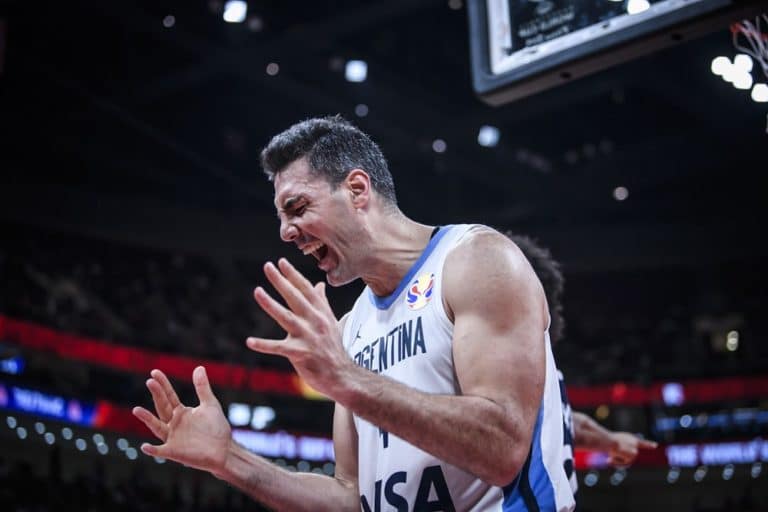 luis scola