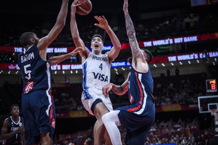 luis scola
