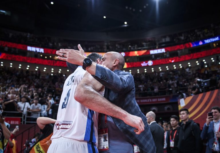 luis scola