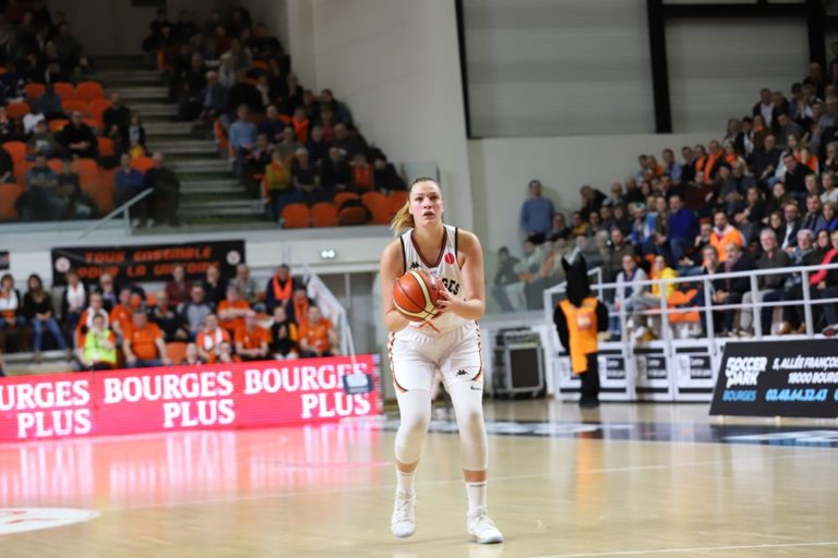 alexia-chartereau-bourges-nadezhda-el-2020