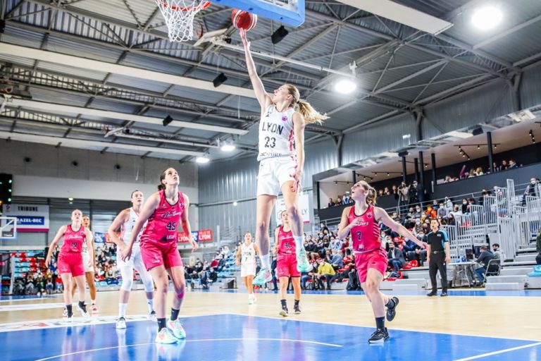 Marine Johannes face aux Panthères de Liège en Eurocoupe 2021-2022