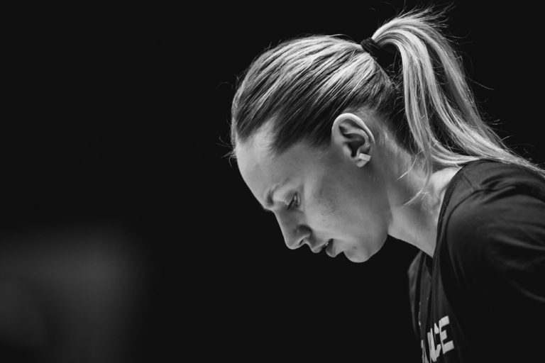 Marine Johannes lors du match France-Nigeria à l'occasion du Tournoi de qualification à la Coupe du Monde 2022