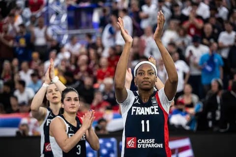 A partir de septembre 2023, Myriam Djekoundadé et ses coéquipières seront les premières joueuses de 3x3 professionnelles dans l'histoire du basket français.