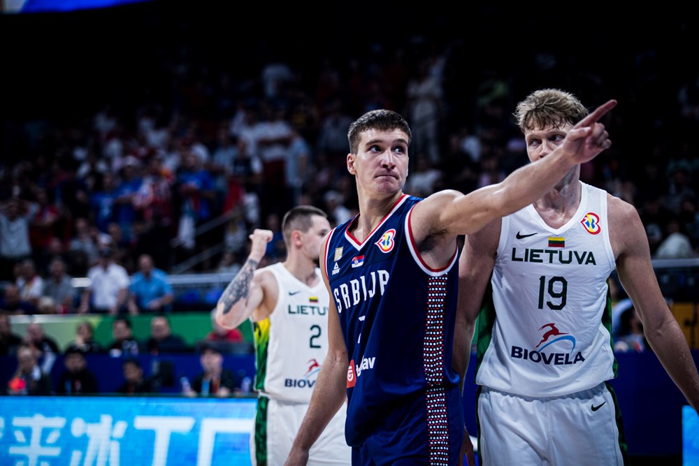 Bogdan Bogdanovic dans la victoire de la Serbie face à la Lituanie en 1/4 de finale de la coupe du Monde 2023