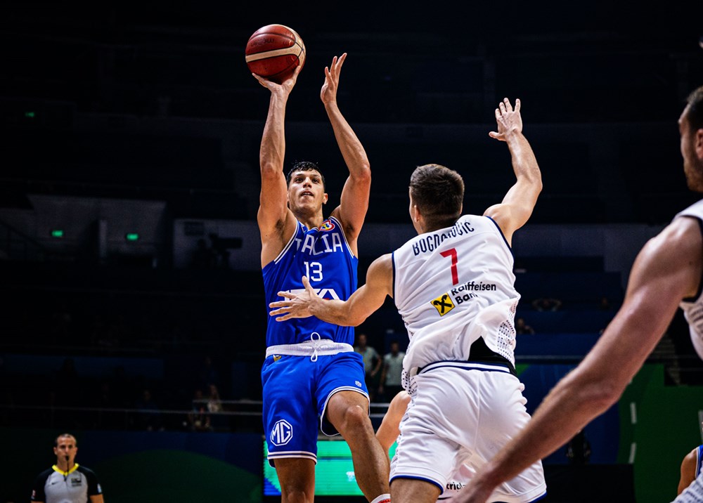 Simone Fontecchio dominateur dans le match Italie-Serbie en 2e phase de la Coupe du Monde 2023