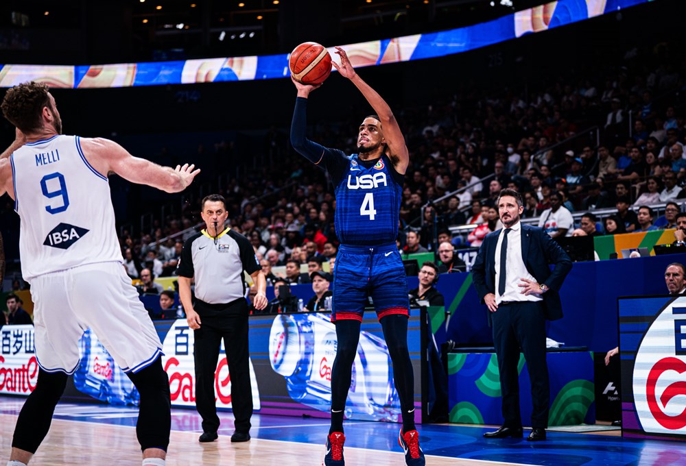 Tyrese Haliburton impitoyable à trois points dans la victoire de Team USA face à l'Italie en 1/4 de finale de la Coupe du Monde 2023